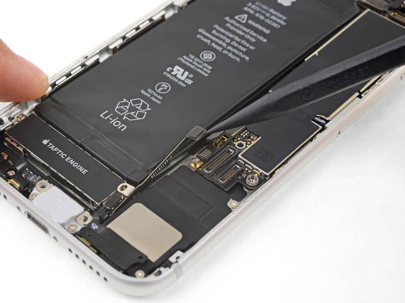 Hướng dẫn thay pin iPhone 8 nhanh chóng | bloghong.com