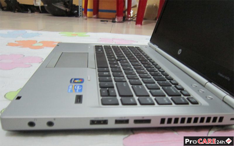 Mua laptop văn phòng lướt web thì không cần mạnh - Giá dưới 5 triệu