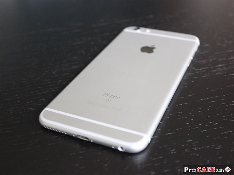 Lý do nào bạn nên mua iPhone 6S thay vì iPhone 8 hoặc iPhone X (Mặt lưng kim loại)
