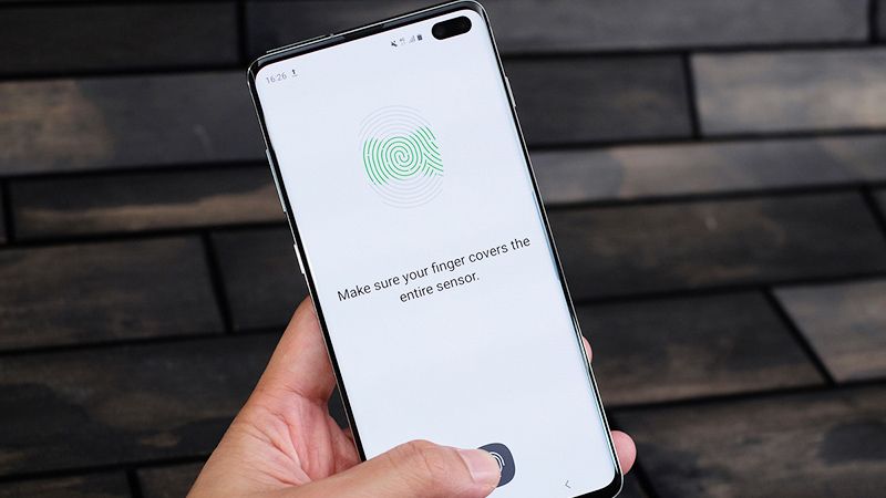 cuoc-dua-tren-thi-truong-smartphone-2019-da-som-nga-vao-tay-samsung-h8