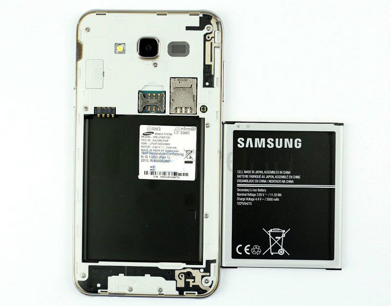 Thay pin Samsung J7 nhanh, giá rẻ, chính hãng