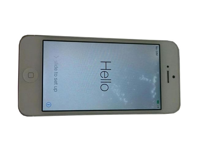 Màn hình iPhone 5 bị đốm sáng