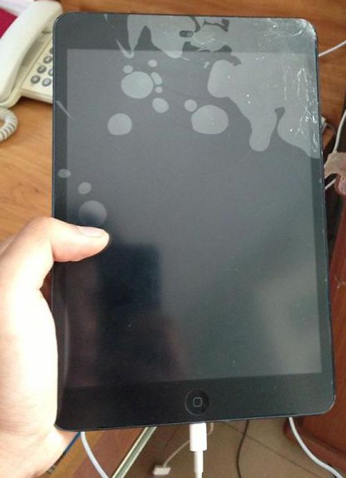 Cảm ứng iPad 1 bị hỏng