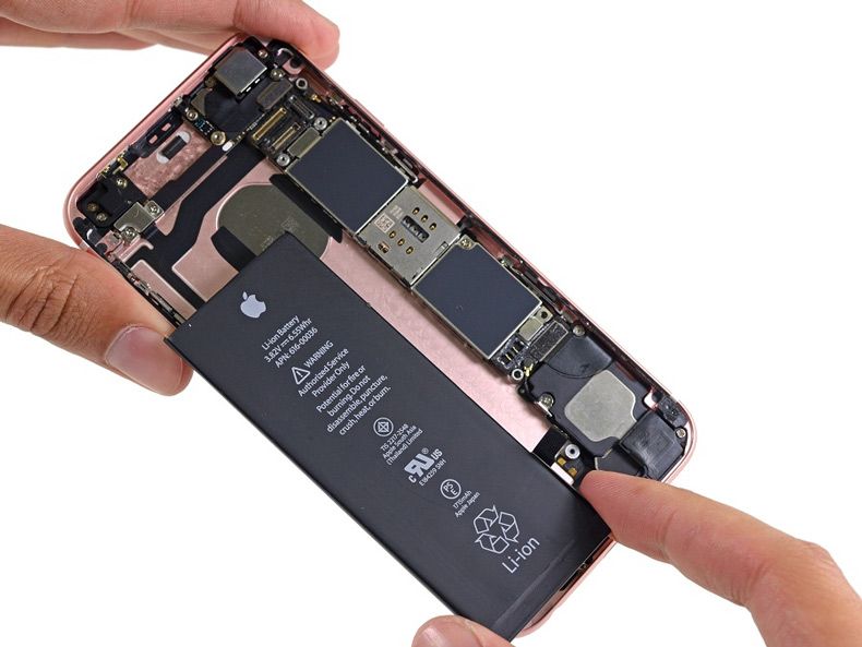 Thay pin iPhone 6S mới vào