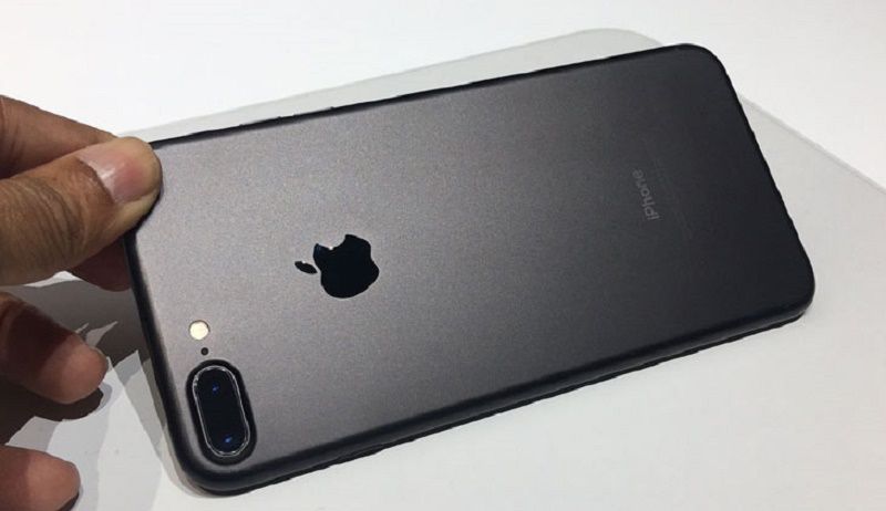 Độ vỏ iPhone 6S Plus lên 7 Plus màu đen